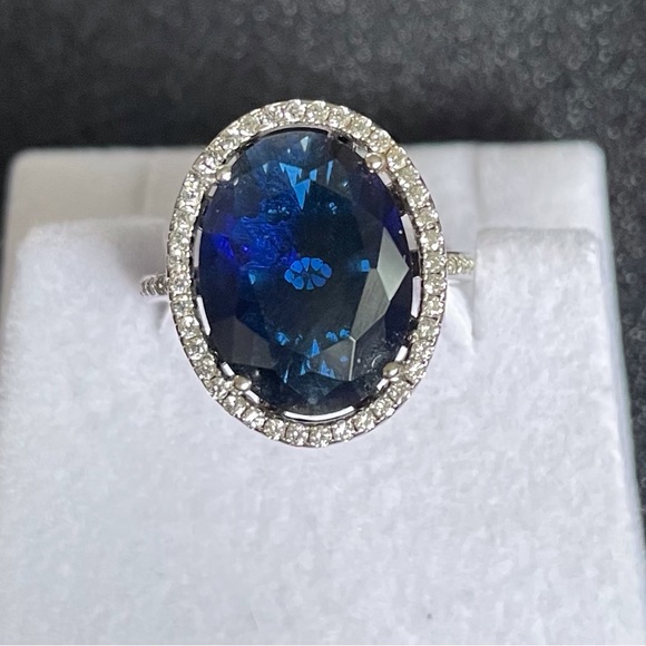 Beautiful Royal blue cocktail statement ring 💍 - Picture 4 of 11